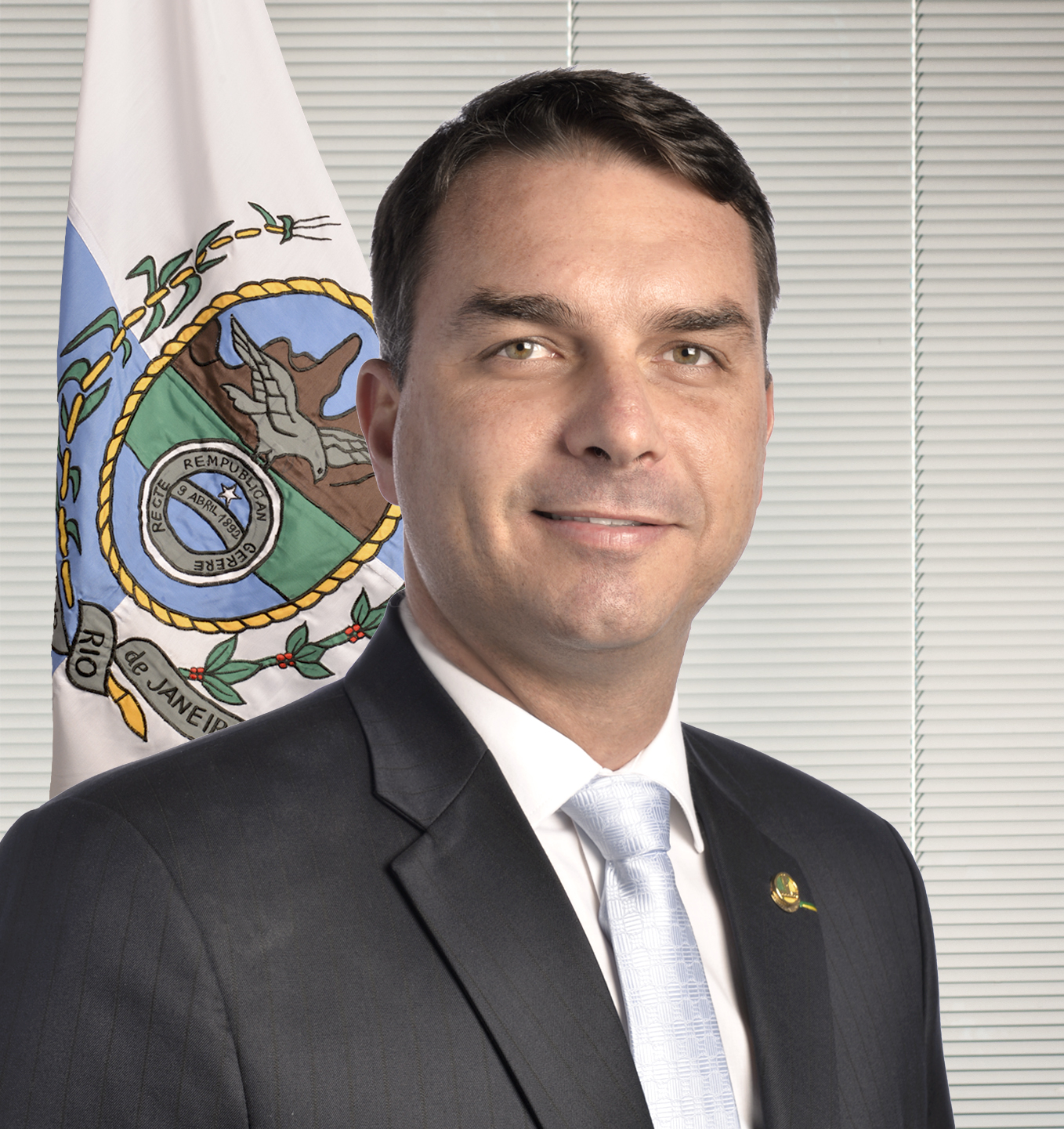Senador Flávio Bolsonaro em foto oficial