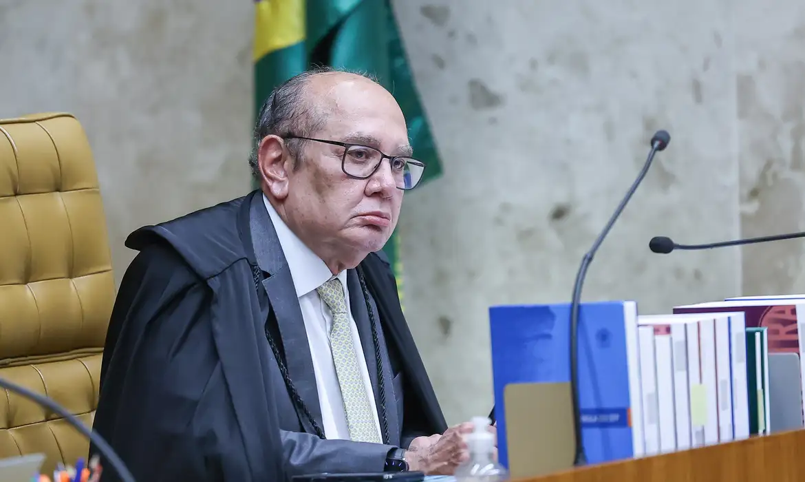 Ministro Gilmar Mendes durante sessão do Supremo Tribunal Federal