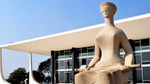 Entidades de imprensa acusam interferência judicial e saem em defesa da Globo