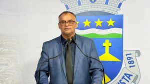 Adinilson relata denúncias de perseguição política em universidades