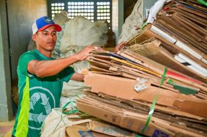 Boa Vista tem coleta seletiva às segundas e sextas; veja o que separar