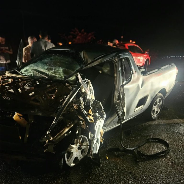 Colisão no Anel Viário de Conquista deixa motorista gravemente ferido