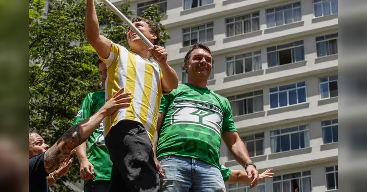 Ato em apoio à candidatura de Flávio Bolsonaro na Avenida Paulista, em São Paulo, em 18 de outubro de 2026