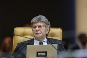 Fux pede acesso a inquéritos de Moraes que podem afetar condenações de Bolsonaro