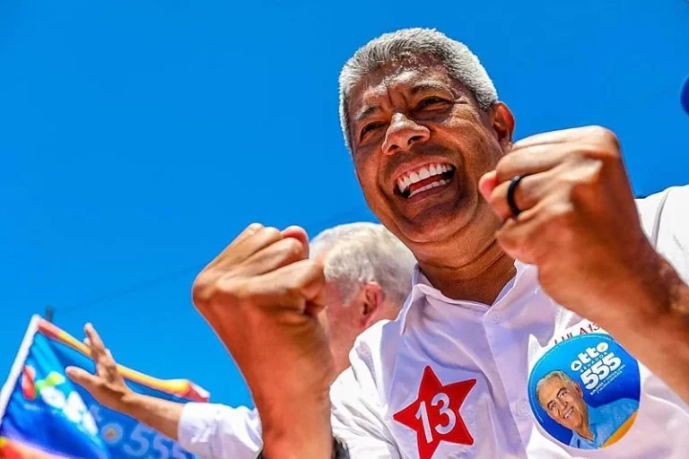 Jerônimo Rodrigues é reeleito governador da Bahia no primeiro turno