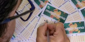 Mega-Sena acumula para R$ 230 milhões; veja o resultado e quando apostar