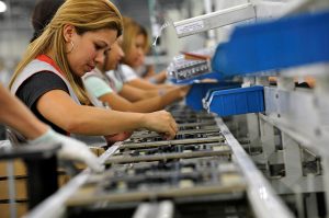 Alcolumbre pauta PEC da escala 6×1 no Senado para 2 dias após 1º turno