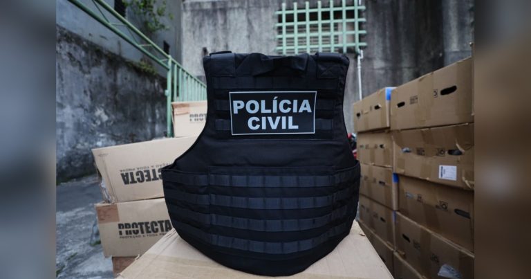 Polícia Civil da Bahia recebe 1,2 mil coletes para substituir equipamentos vencidos