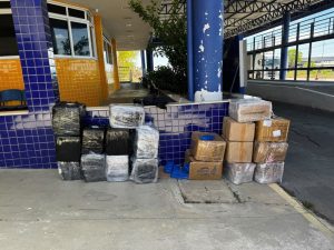 PRF apreende mais de 520 kg de drogas na BR-116, em Vitória da Conquista