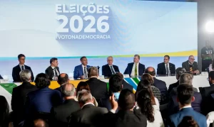 Congestionamento no sistema de dados atrasou apuração, diz presidente do TSE